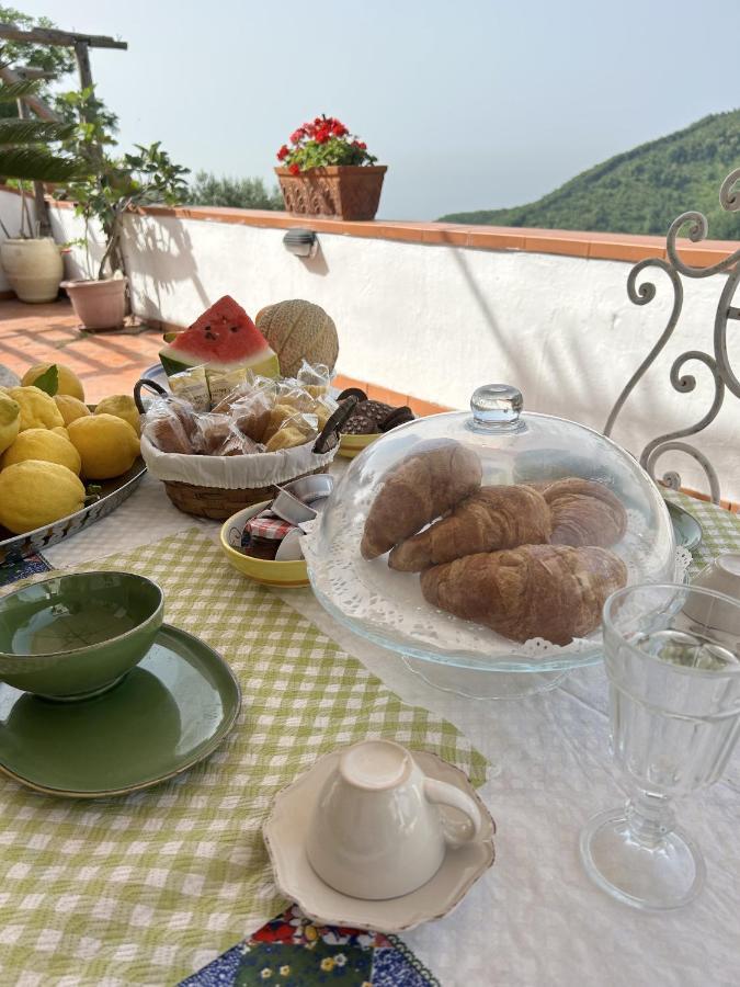 Contrada Cafaro Hotel Salerno Bagian luar foto