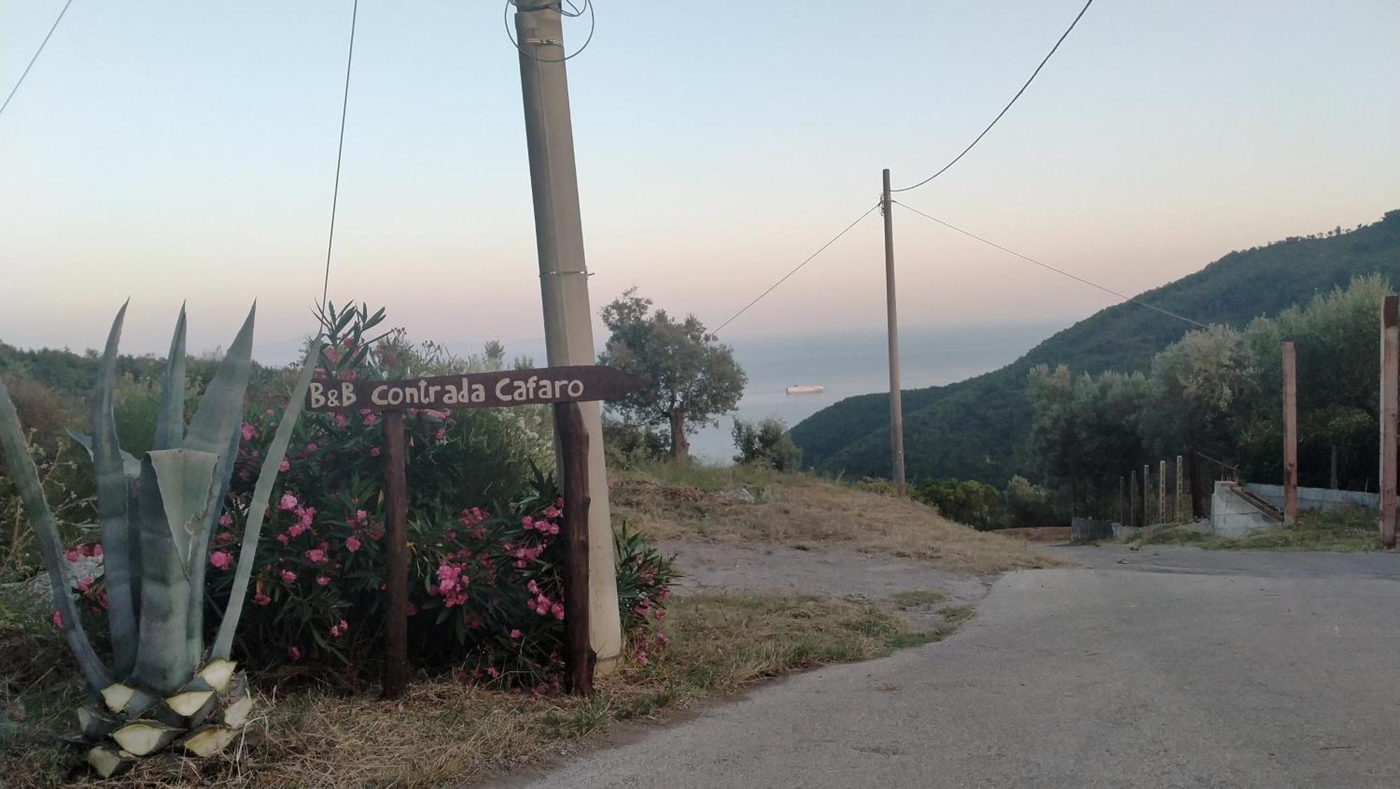 Contrada Cafaro Hotel Salerno Bagian luar foto